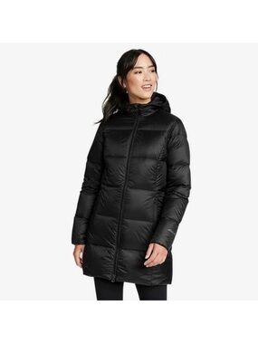 Women's Black Luna Peak Puffer Coat